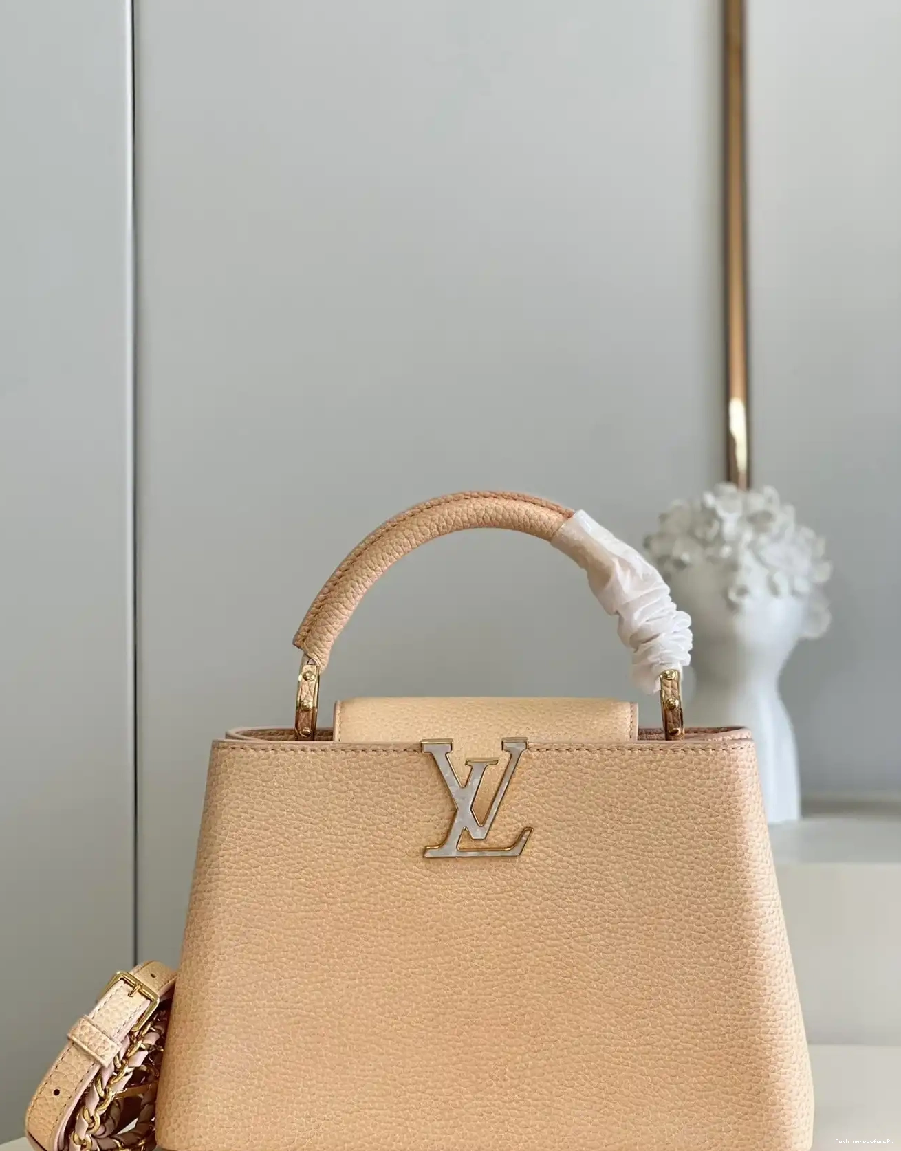 FS CHEAP CAPUCINES LOUIS VUITTON BB 0613